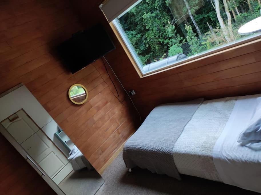 Acogedora Cabana En El Bosque, Acceso Vehiculos 4X4 Cochamo Exteriör bild